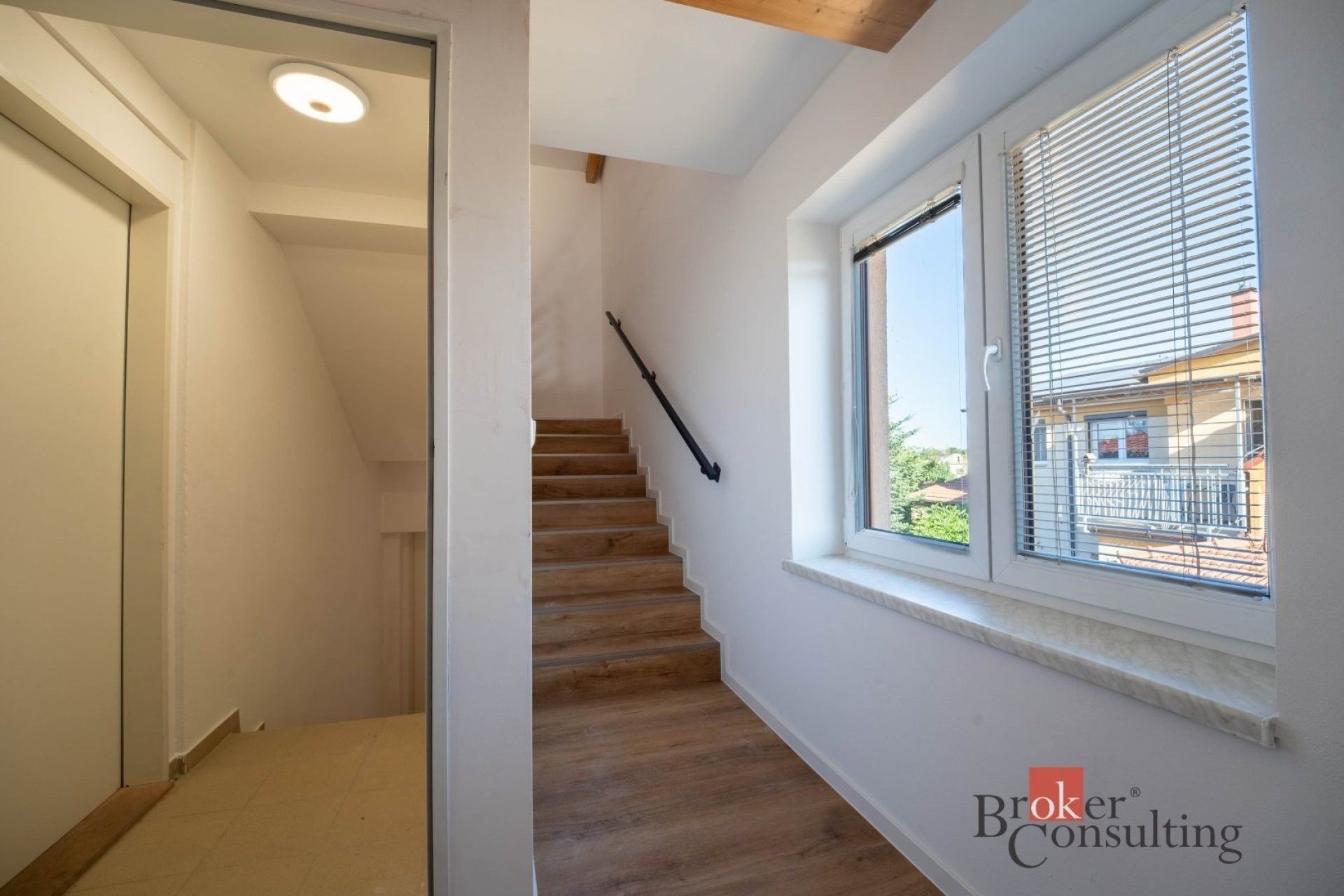 Byt 3+kk · 105 m² · 9. května, Újezd u Brna - 2