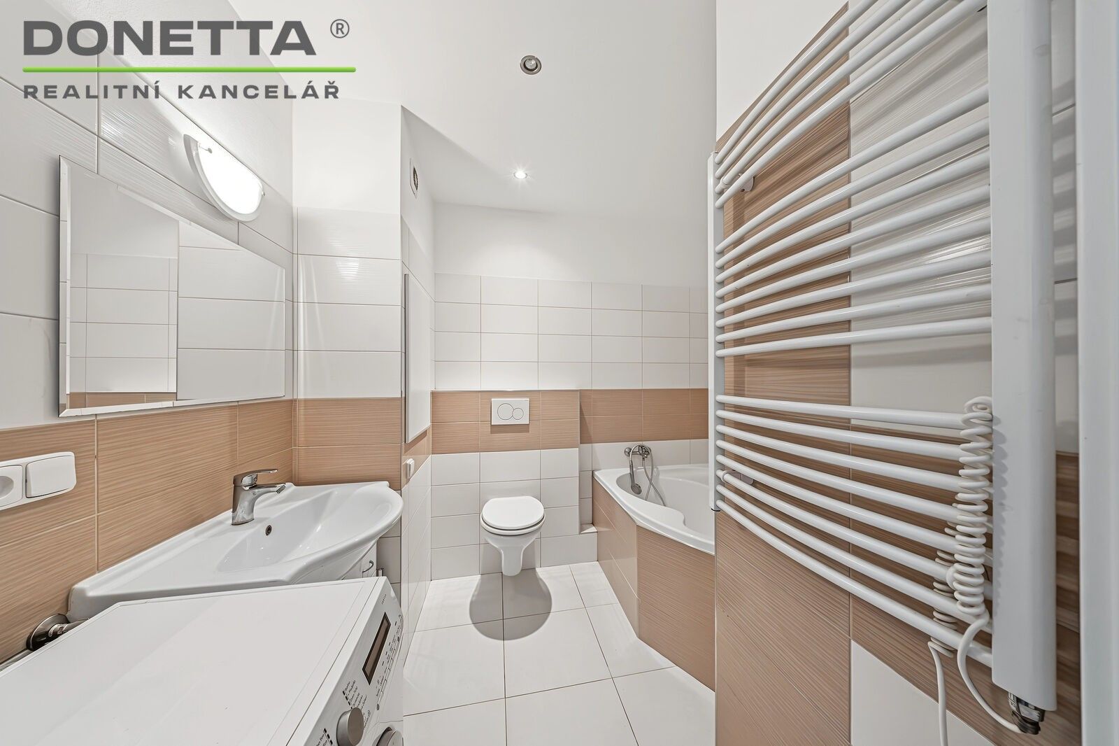 Byt 1+1 · 35 m² · Sekaninova, Hradec Králové Moravské Předměstí - 3