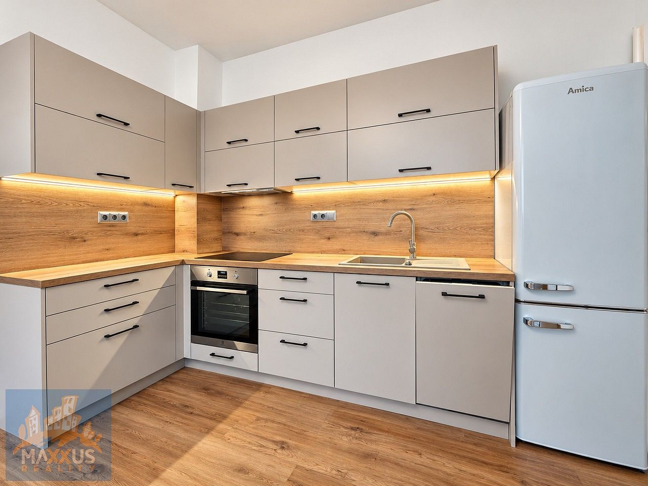 2+kk, Praha - Karlín, okres Praha 8, Hlavní město Praha, 62 m² - 2