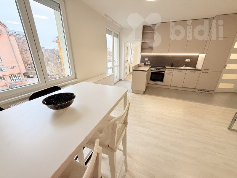Pronájem byt 3+kk - Na okraji, Praha, 62 m²