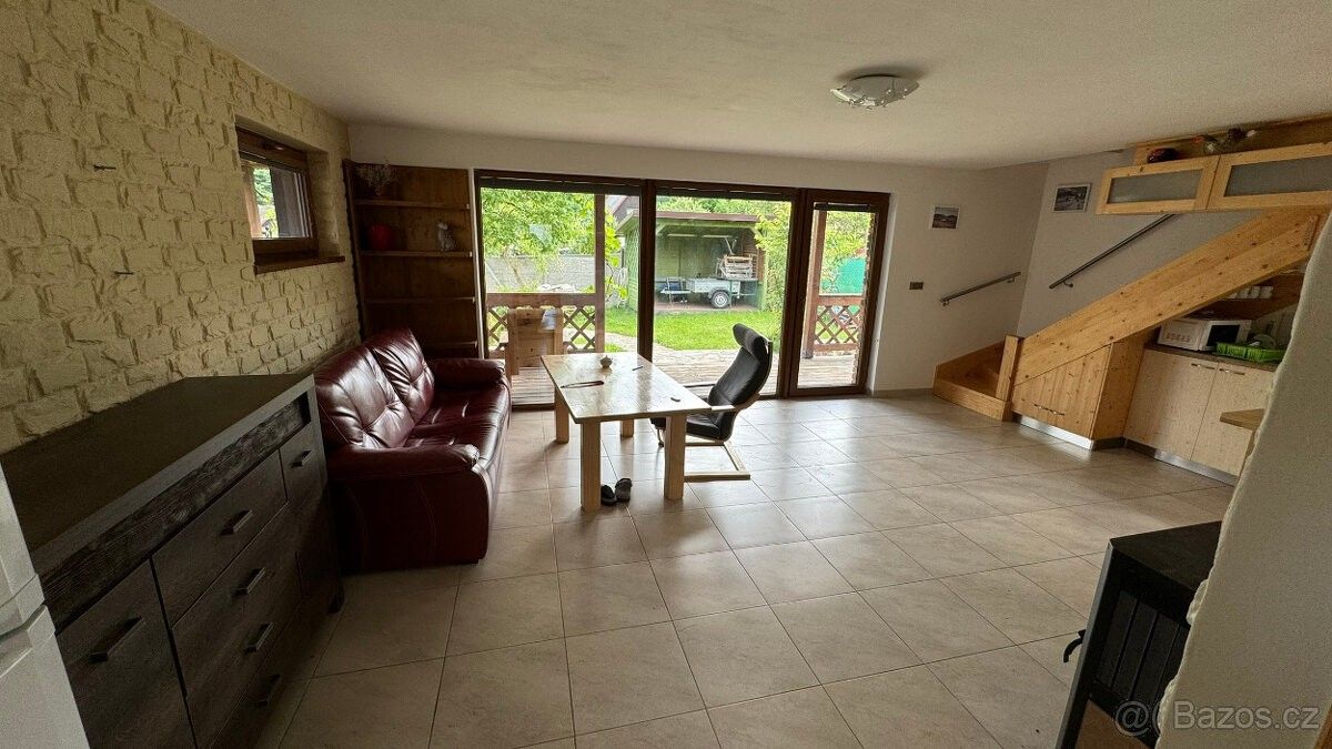 Chaty, Třebíč, 674 01