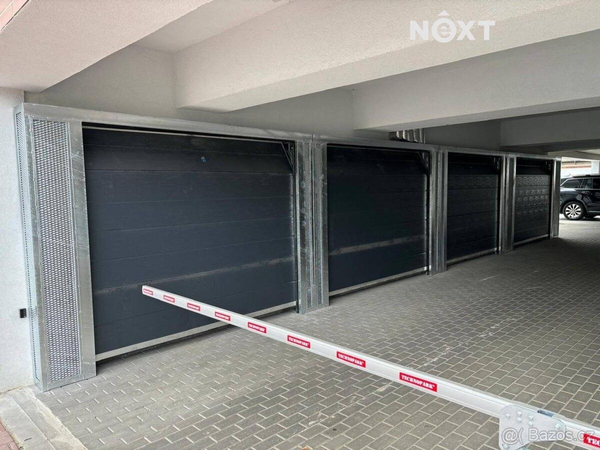 Pronájem garáž - České Budějovice, 370 01