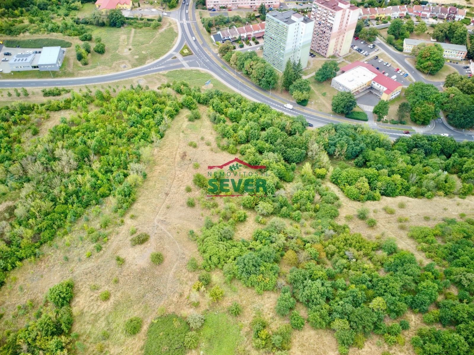 Komerční pozemek · 9 139 m² · Most - 4