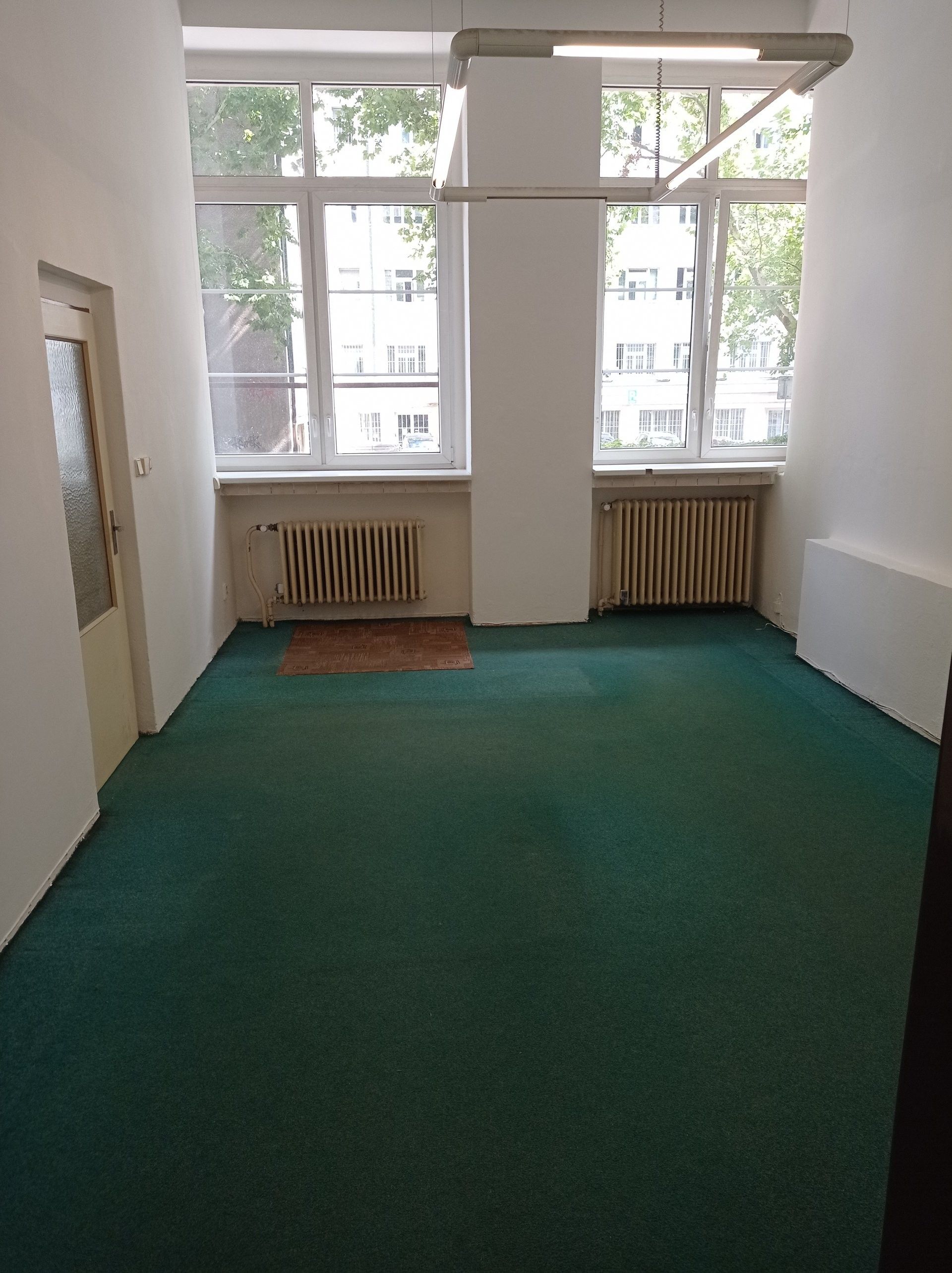 Pronájem obchodní prostory - Mánesova, Hradec Králové, 43 m²