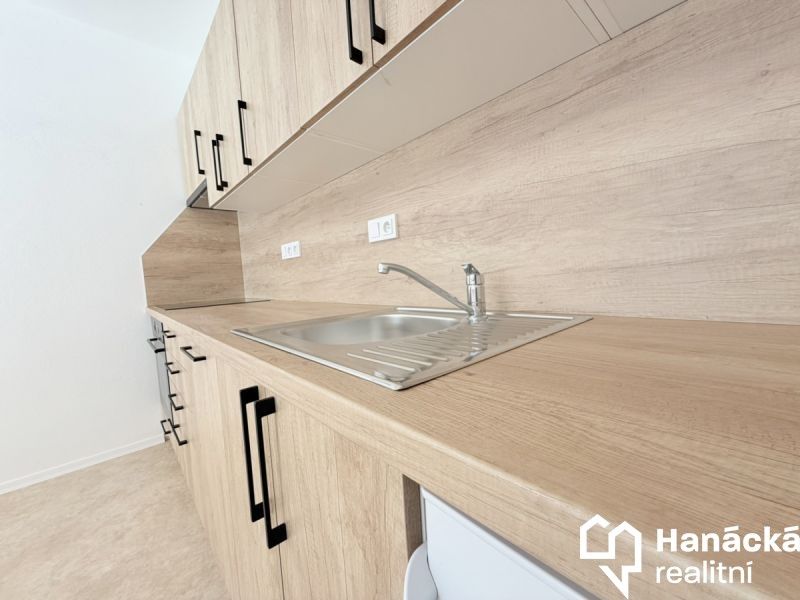 Byt 1+kk · 30 m² · Přerovská  , Bystřice pod Hostýnem - 3