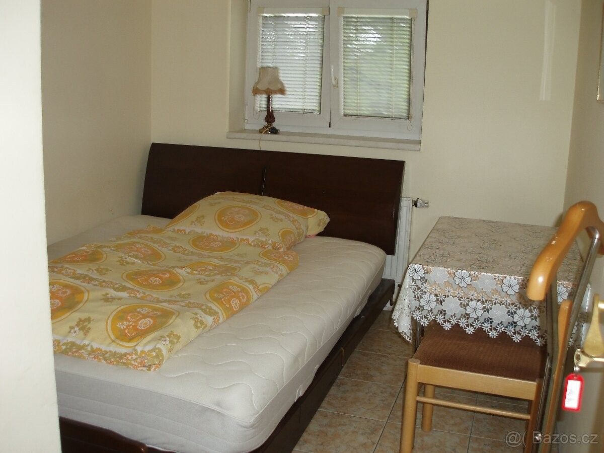 Pronájem byt - Praha, 190 16