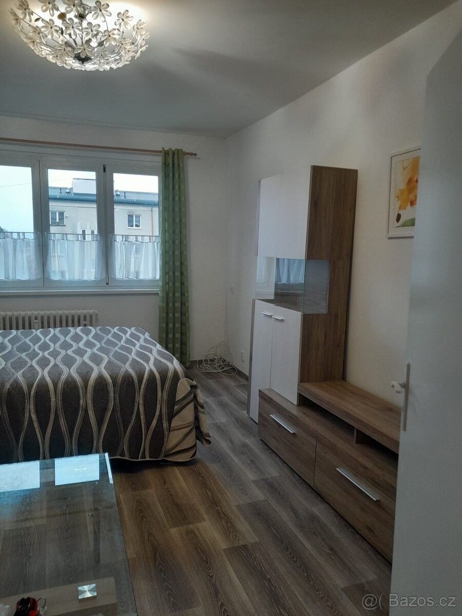 Byty, Karlovy Vary, 360 01