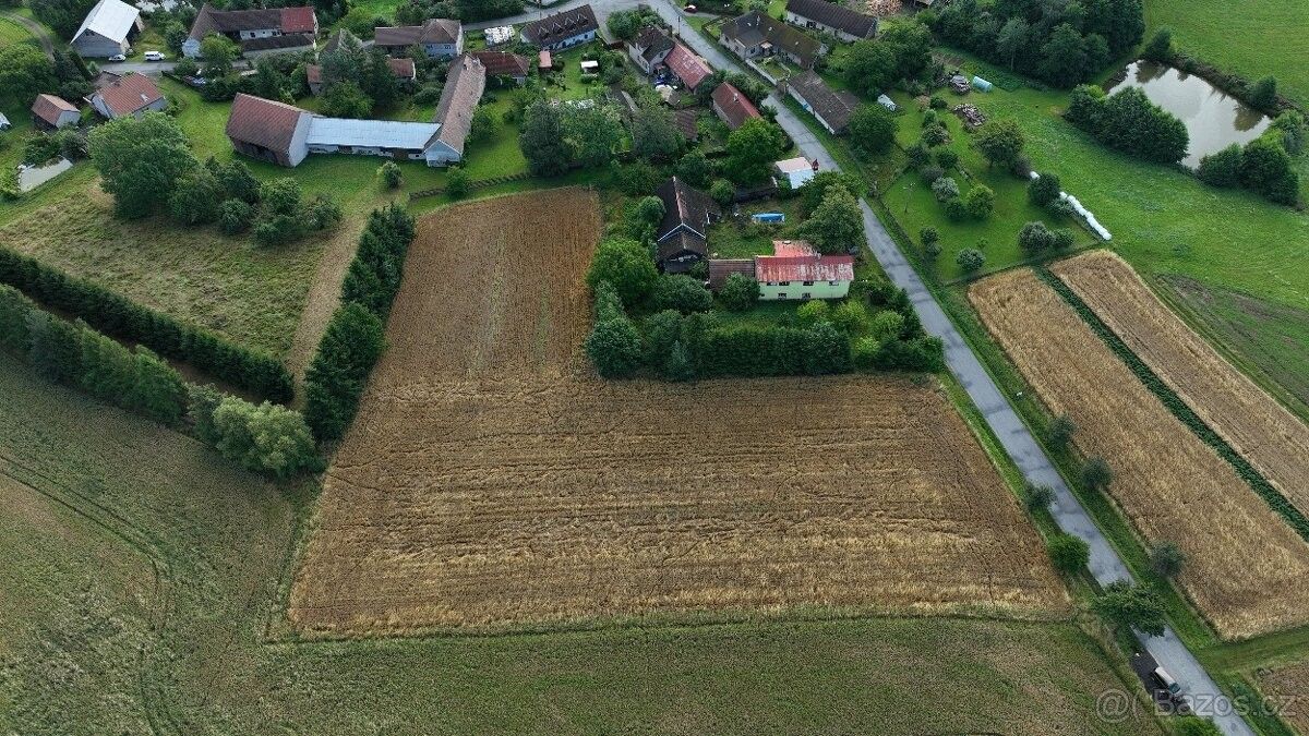 Prodej pozemek pro bydlení - Golčův Jeníkov, 582 82