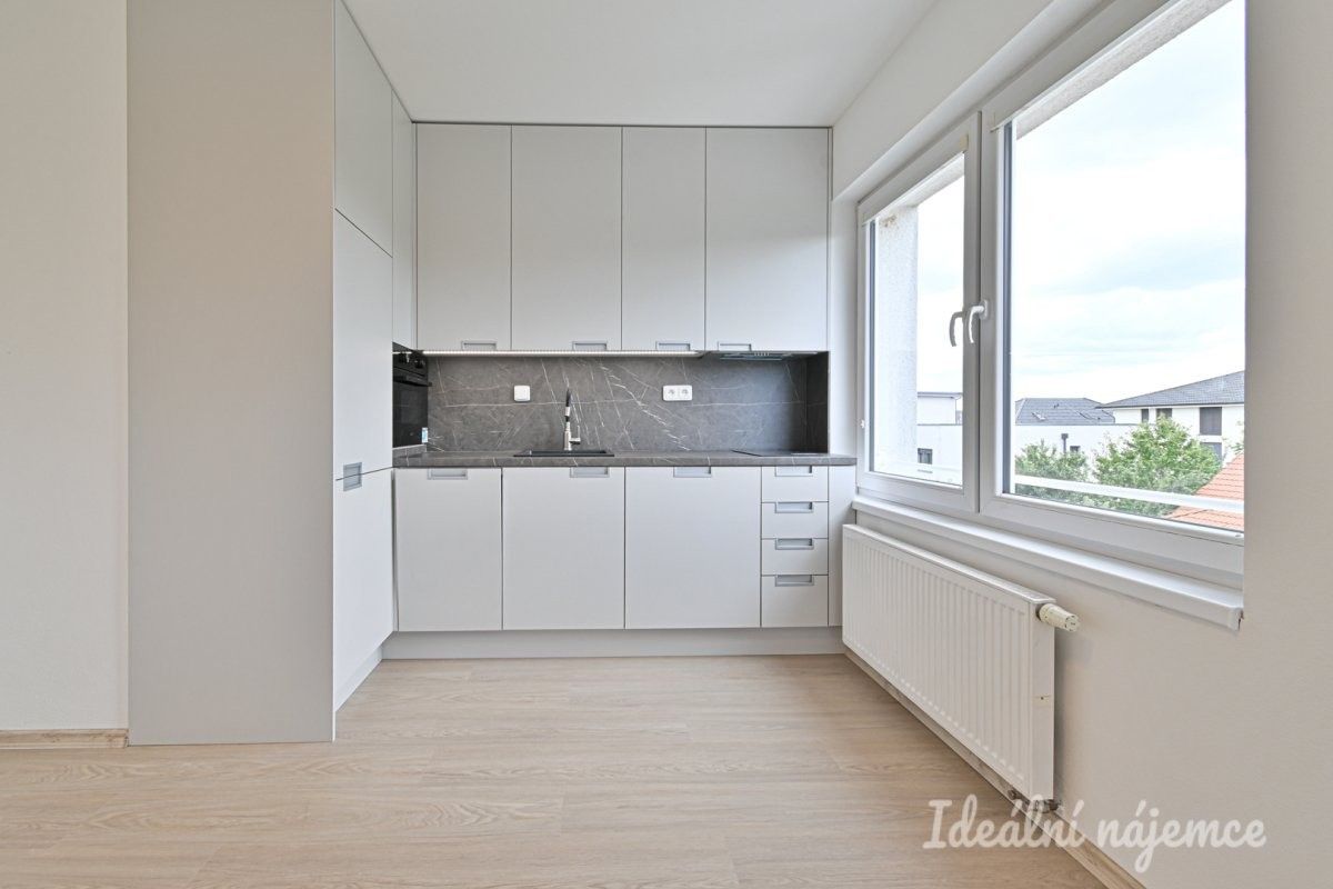 2+kk, Kobylnická, Brno, 34 m² - 1
