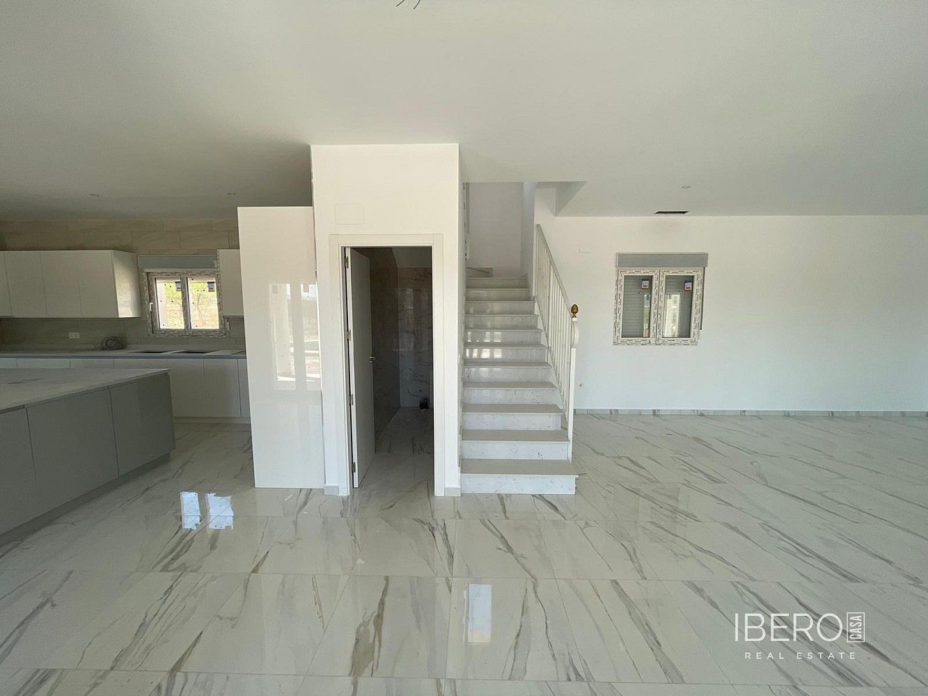 Prodej rodinný dům - Pinoso, ES, 220 m² - 2