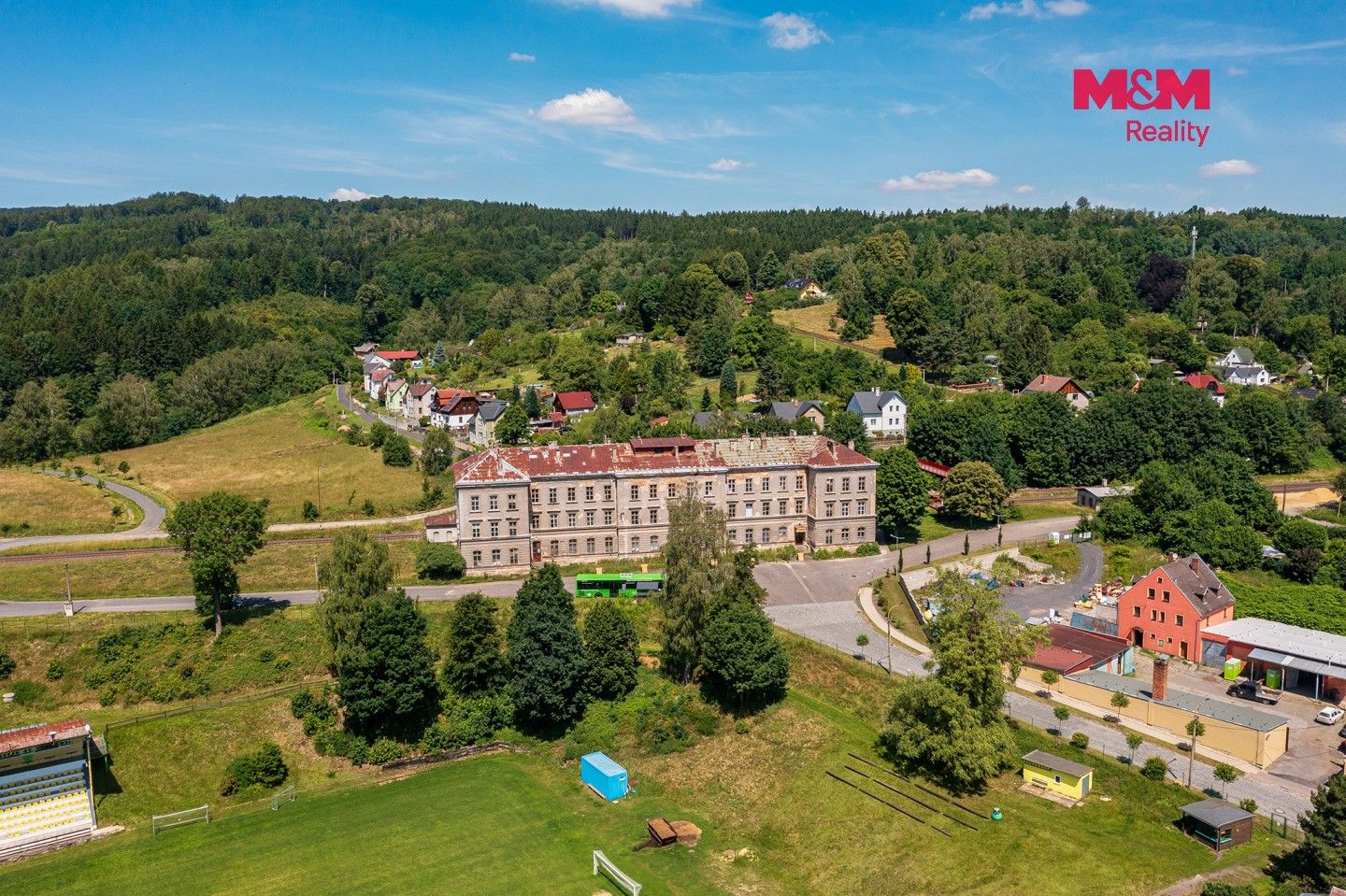 Činžovní domy, Nádražní, Dolní Poustevna, 3 000 m² - 2
