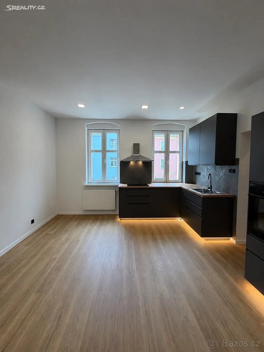 Byty, Karlovy Vary, 360 01 - 2
