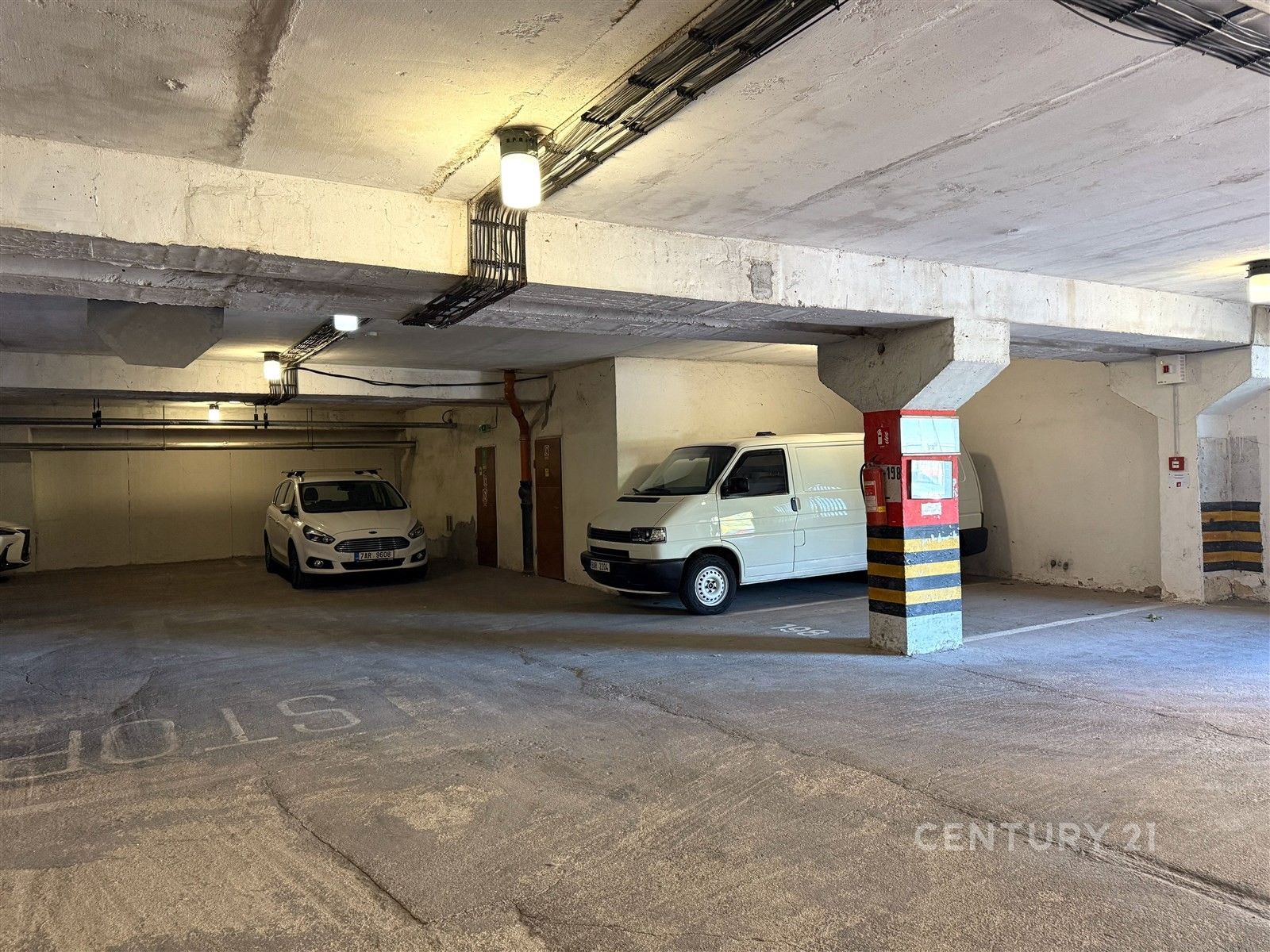 Prodej ostatní - Ve Lhotce, Praha, 11 m²