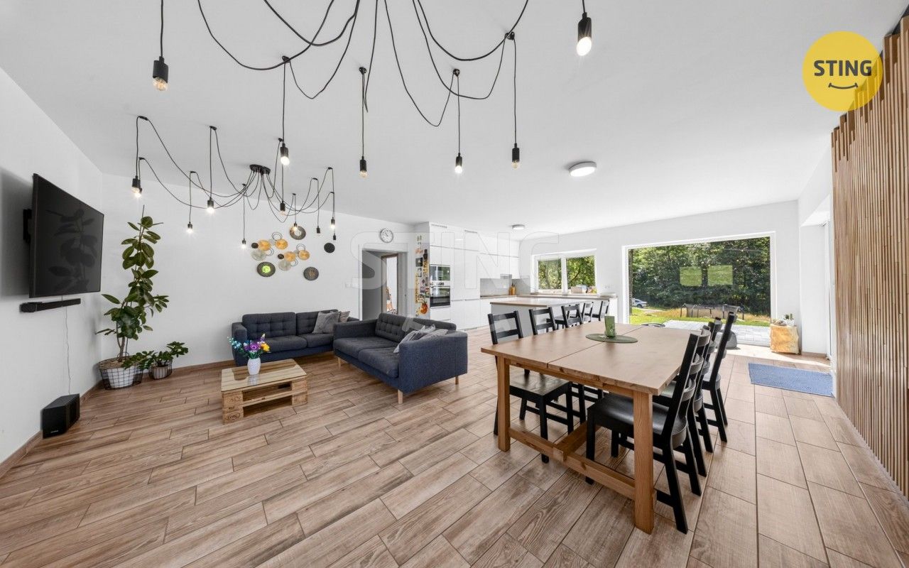 Rodinné domy, V Mokrém, Rožnov pod Radhoštěm, 250 m² - 2