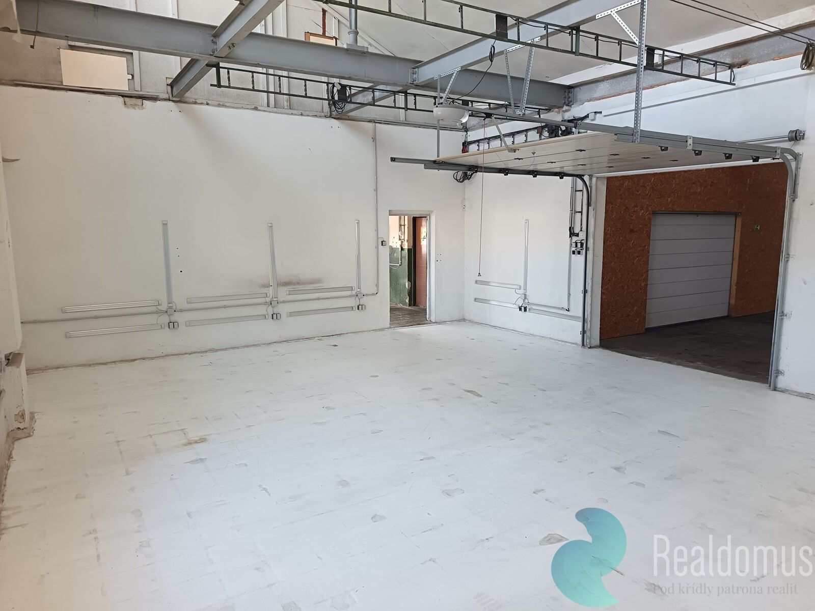 Výrobní prostory, Omlenická, Kaplice, 93 m²