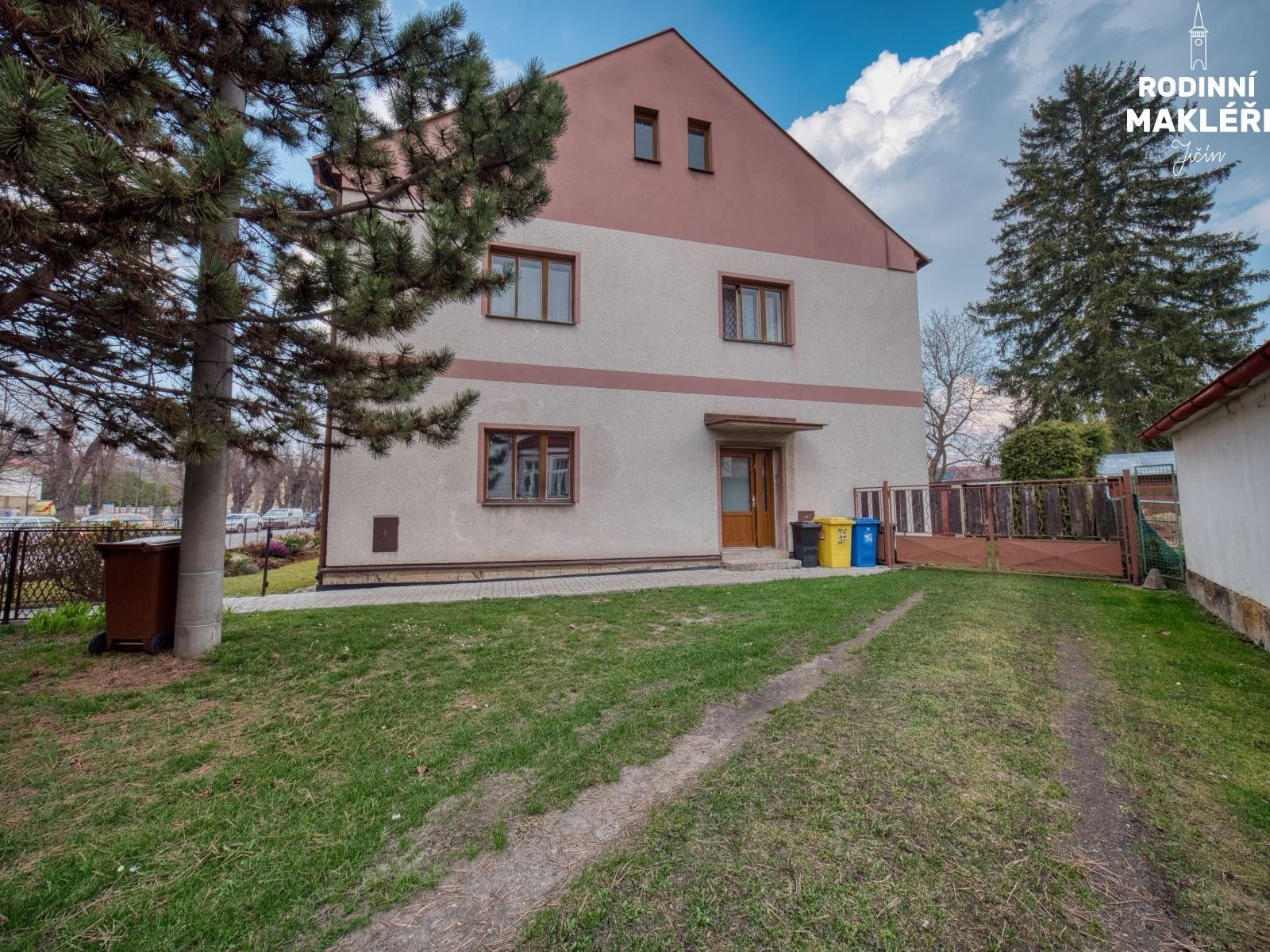 Pronájem byt 3+1 - Revoluční, Jičín, 100 m²