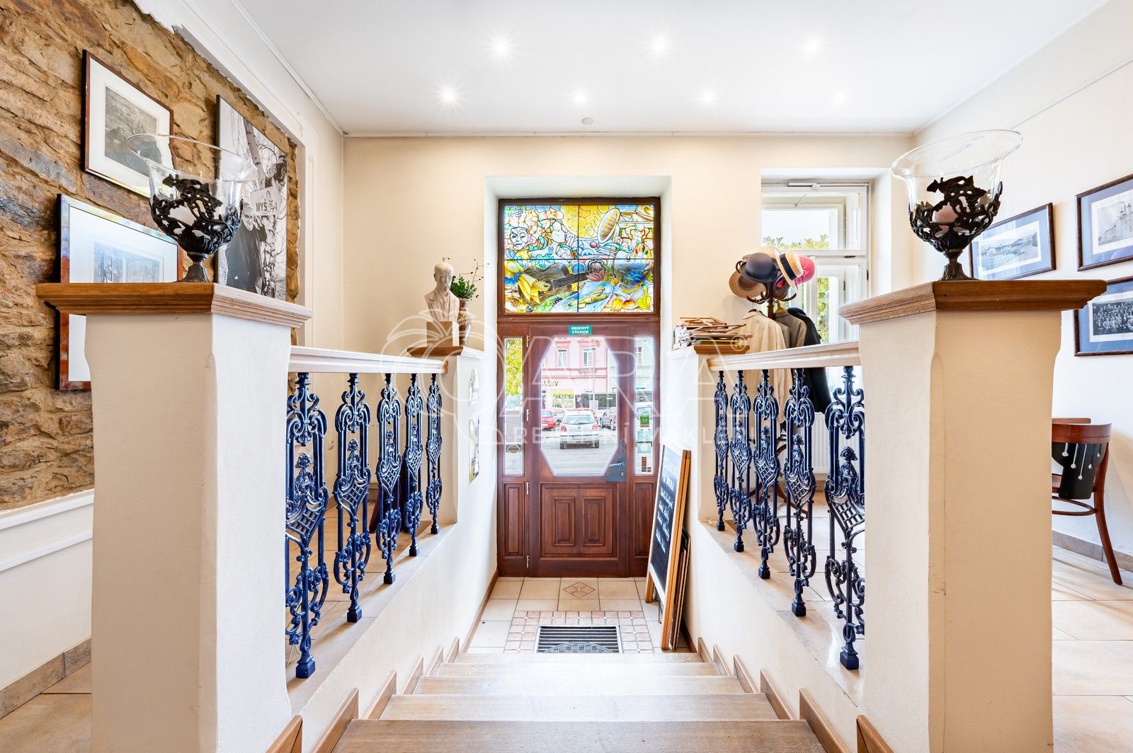 Prodej restaurace - Pivovarská, Radnice, 377 m²