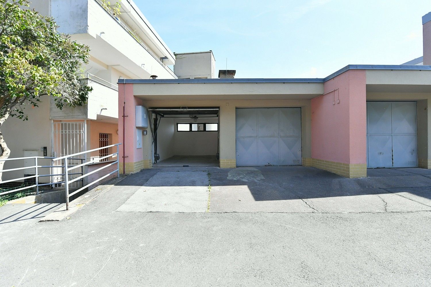 Garáže, Talichova, Praha 6 - Břevnov, 16 m² - 1