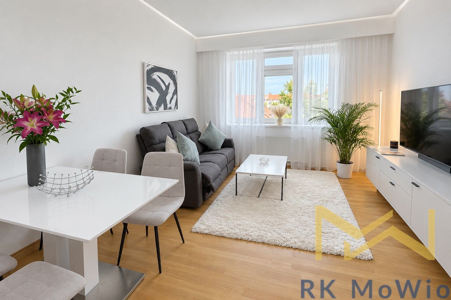 2+1, Parléřova, Praha, 55 m² - 1