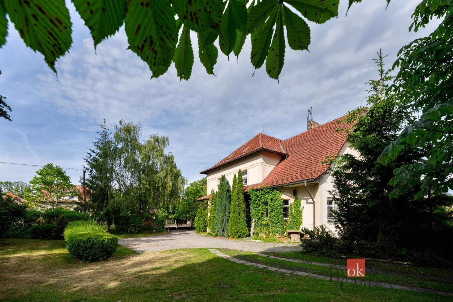 Obchodní prostory, Čsl. armády, Hostivice, 1 000 m² - 1