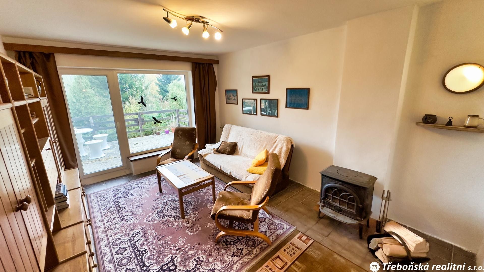 Prodej rodinný dům - Peč, 198 m²