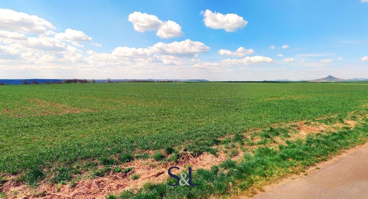 Zemědělské pozemky, Břežany nad Ohří, Budyně nad Ohří