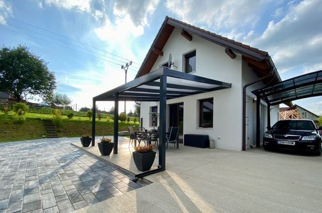 Rodinné domy, Komenského, Sloup v Čechách, 145 m²
