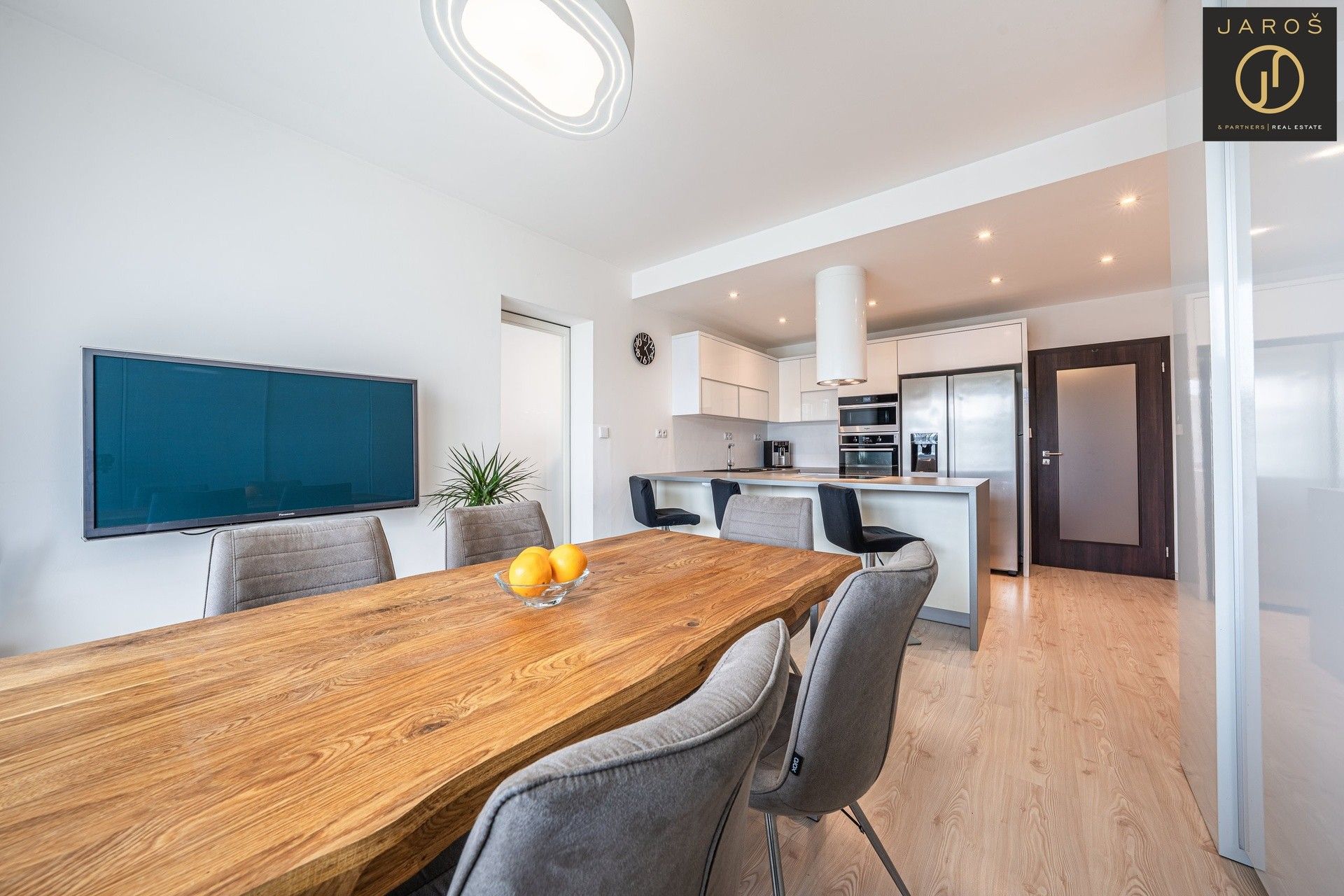 Prodej byt 4+kk - V mezihoří, Praha, 92 m²