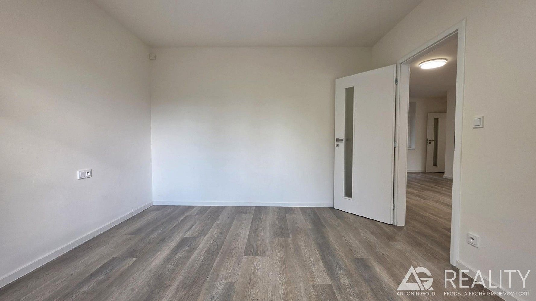 Prodej byt 3+kk - Pod Žvahovem, Praha 5 - Hlubočepy, 88 m² - 5