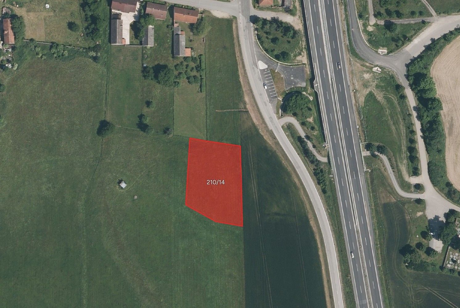 Louka, 2 730 m²