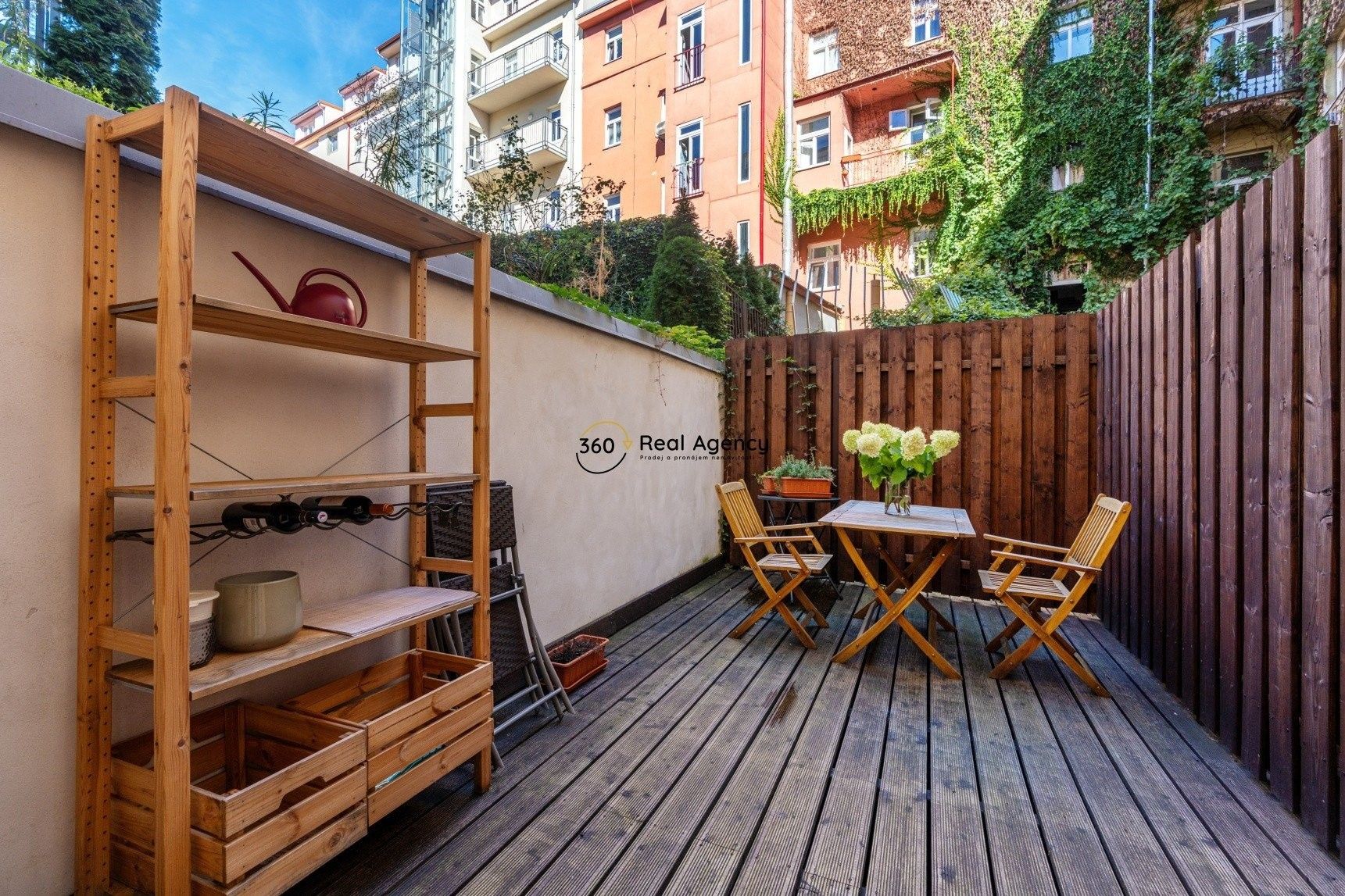 Prodej byt 2+kk - Černomořská, Praha, 43 m²