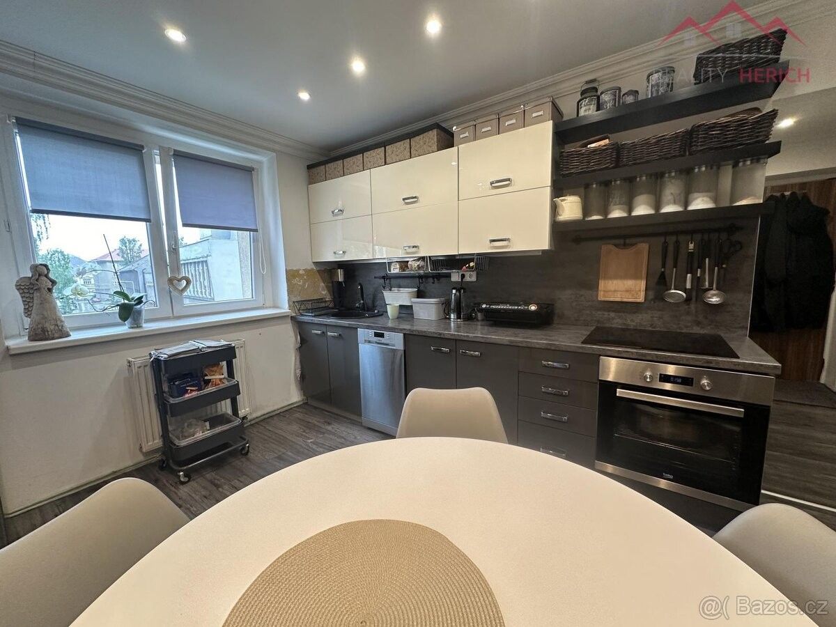 Prodej byt 2+1 - Chomutov, 430 01