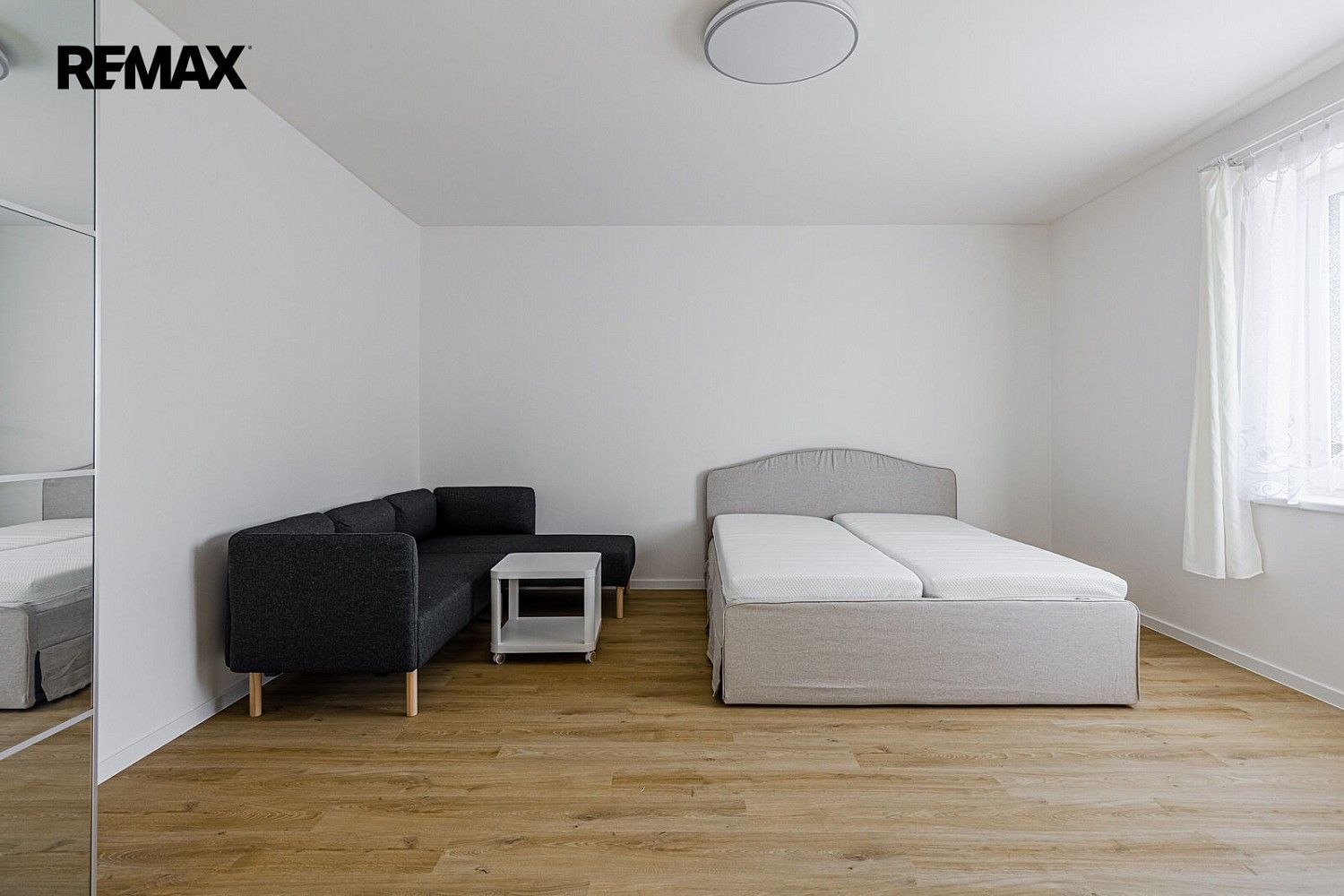 Pronájem byt 1+1 - Pražská, Braškov, okres Kladno, 43 m² - 5