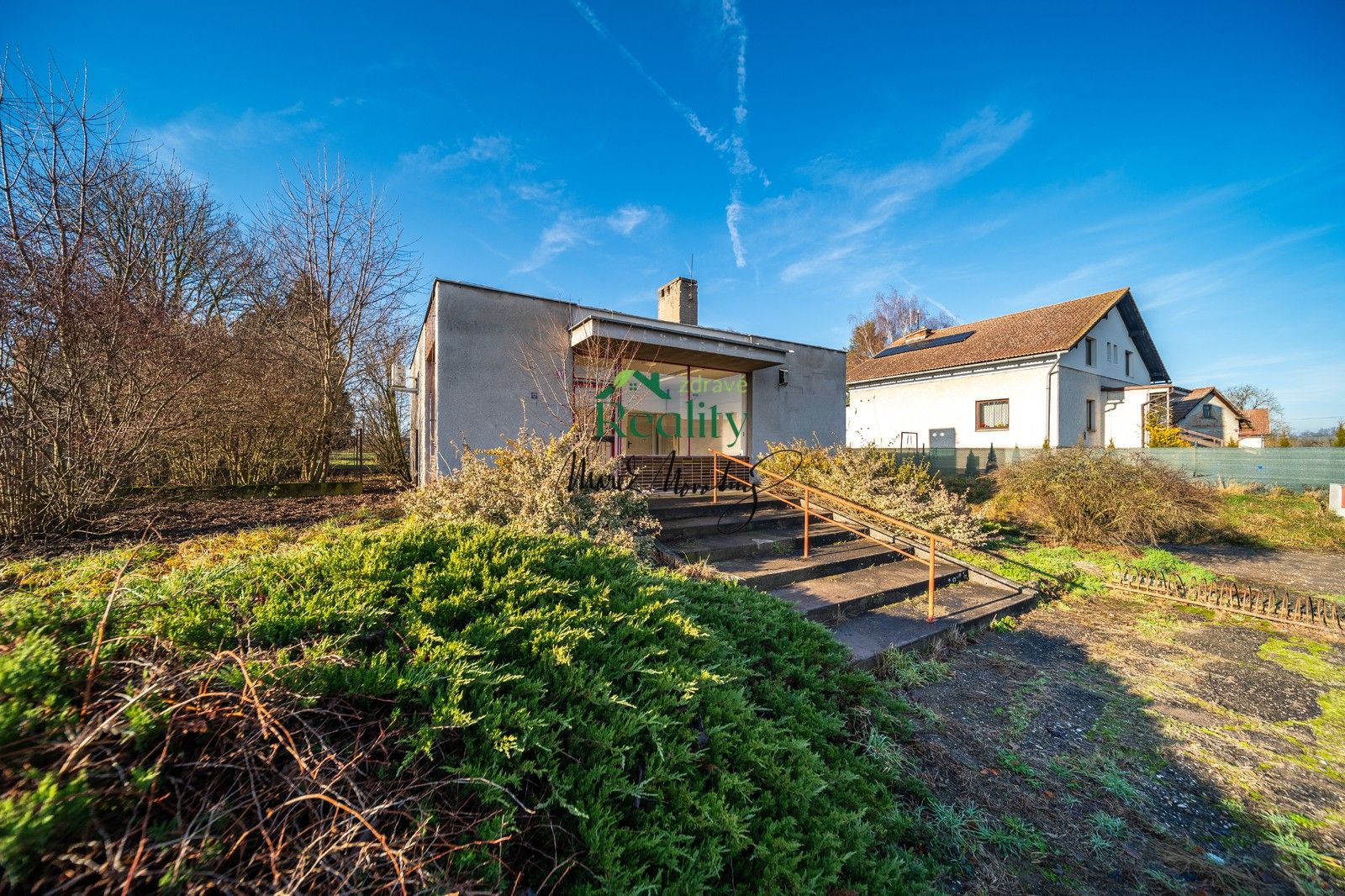 Obchodní prostory, Sovětice, 688 m²