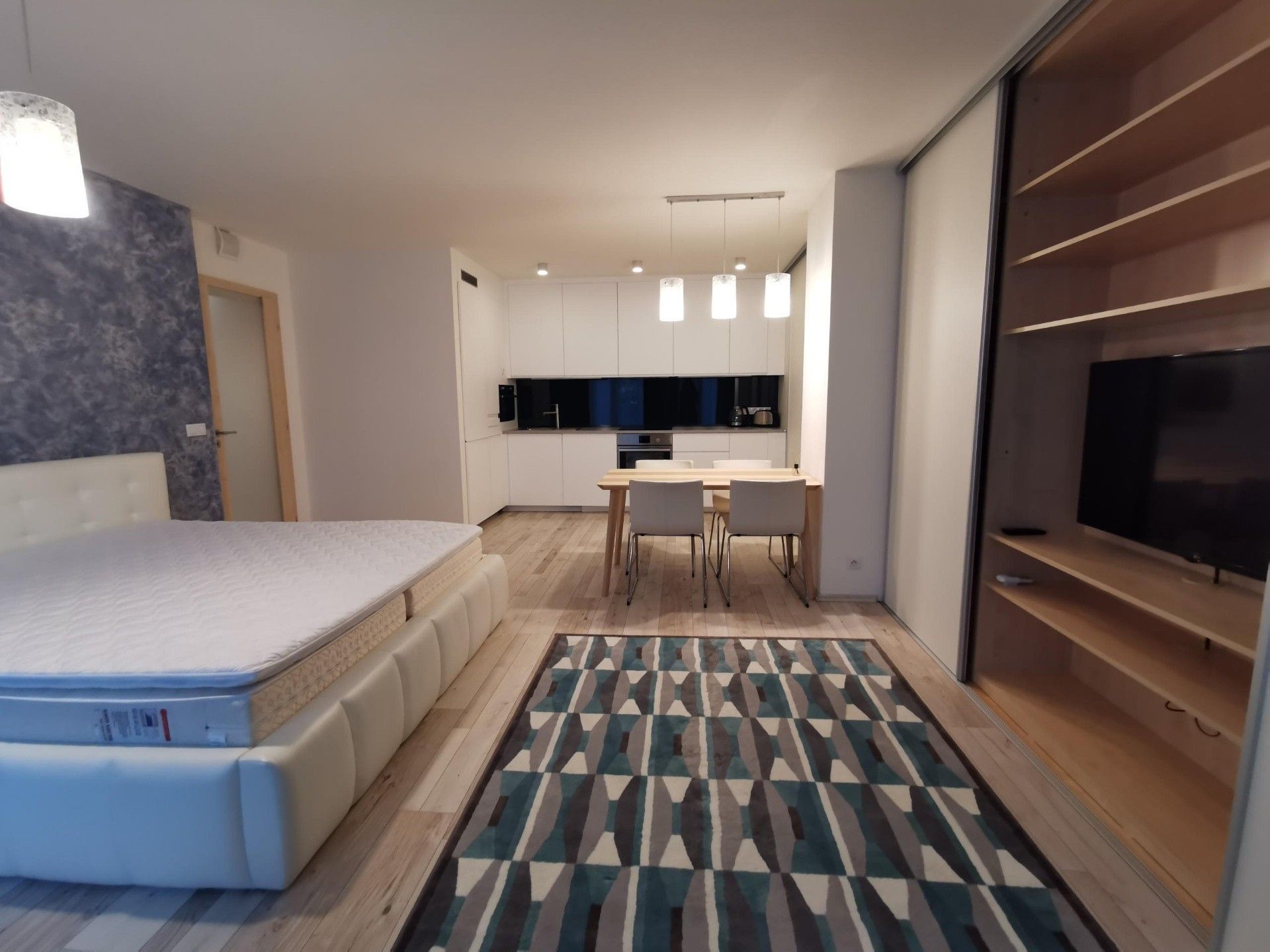 Byt 1+kk · 50 m² · Petržílkova, Praha - 4