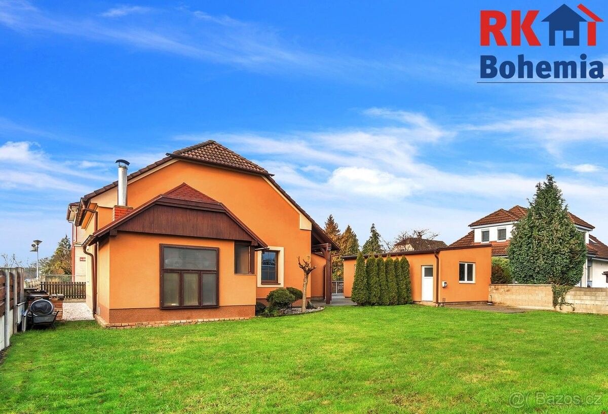 Rodinné domy, Dobrovice, 294 41