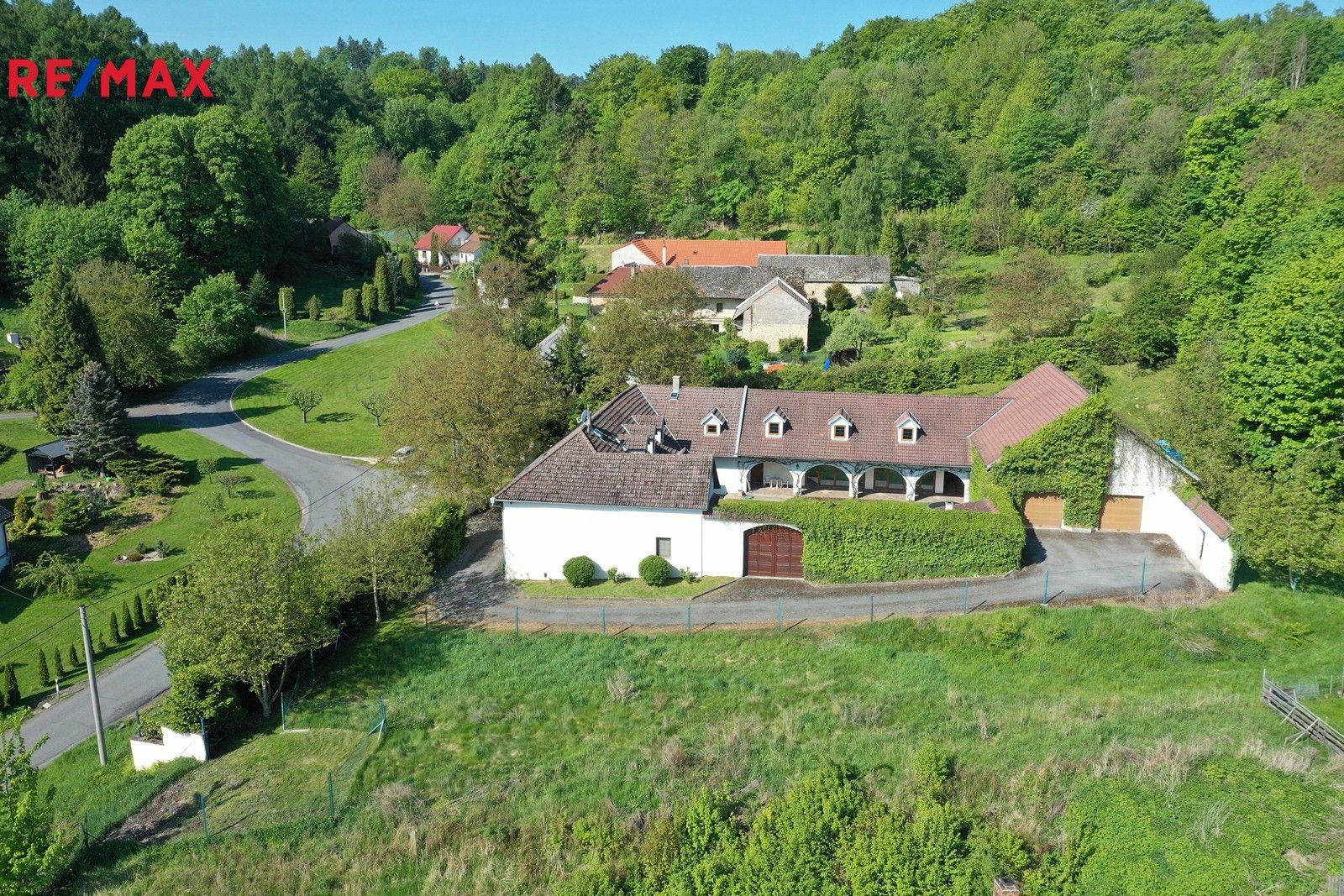 Prodej ubytovací zařízení - Janůvky, 457 m²