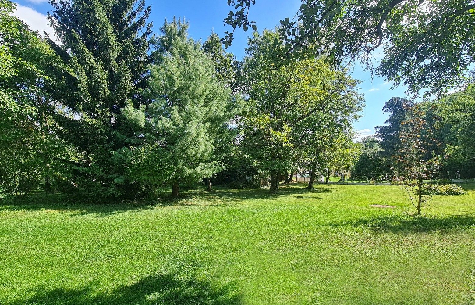 Pozemek pro bydlení, 1 018 m²