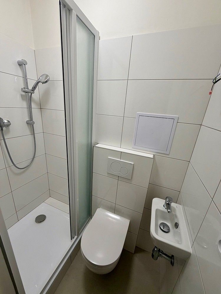 Komerční nemovitost · 6,7 m² · Praha - Vinohrady, okres Praha 2, Hlavní město Praha - 3