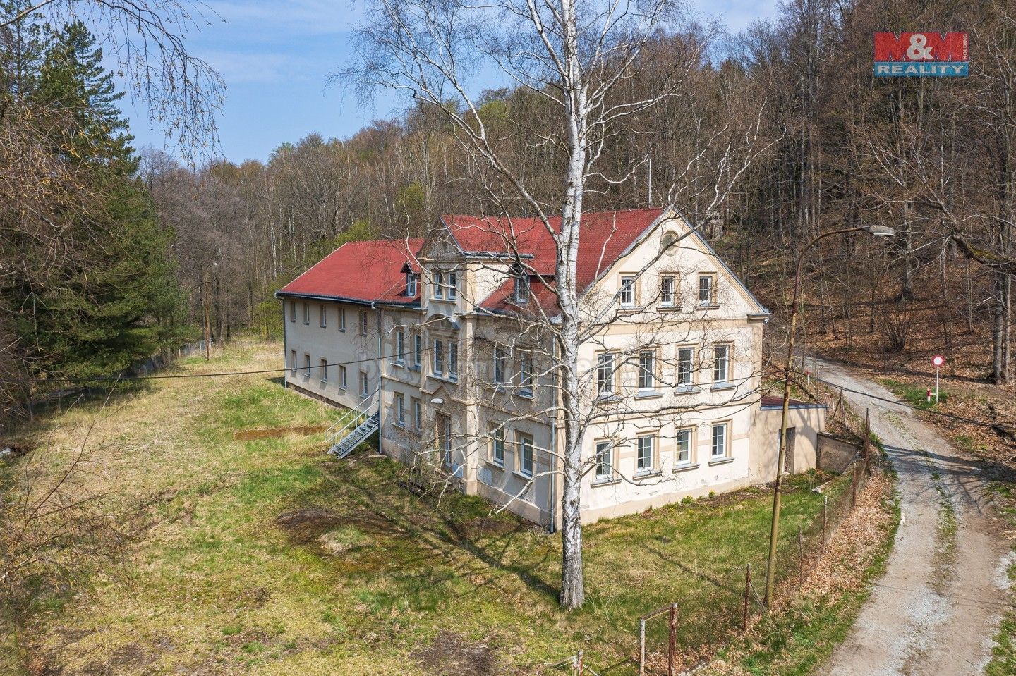 Ubytovací zařízení, Krásný Les, Petrovice, 800 m²