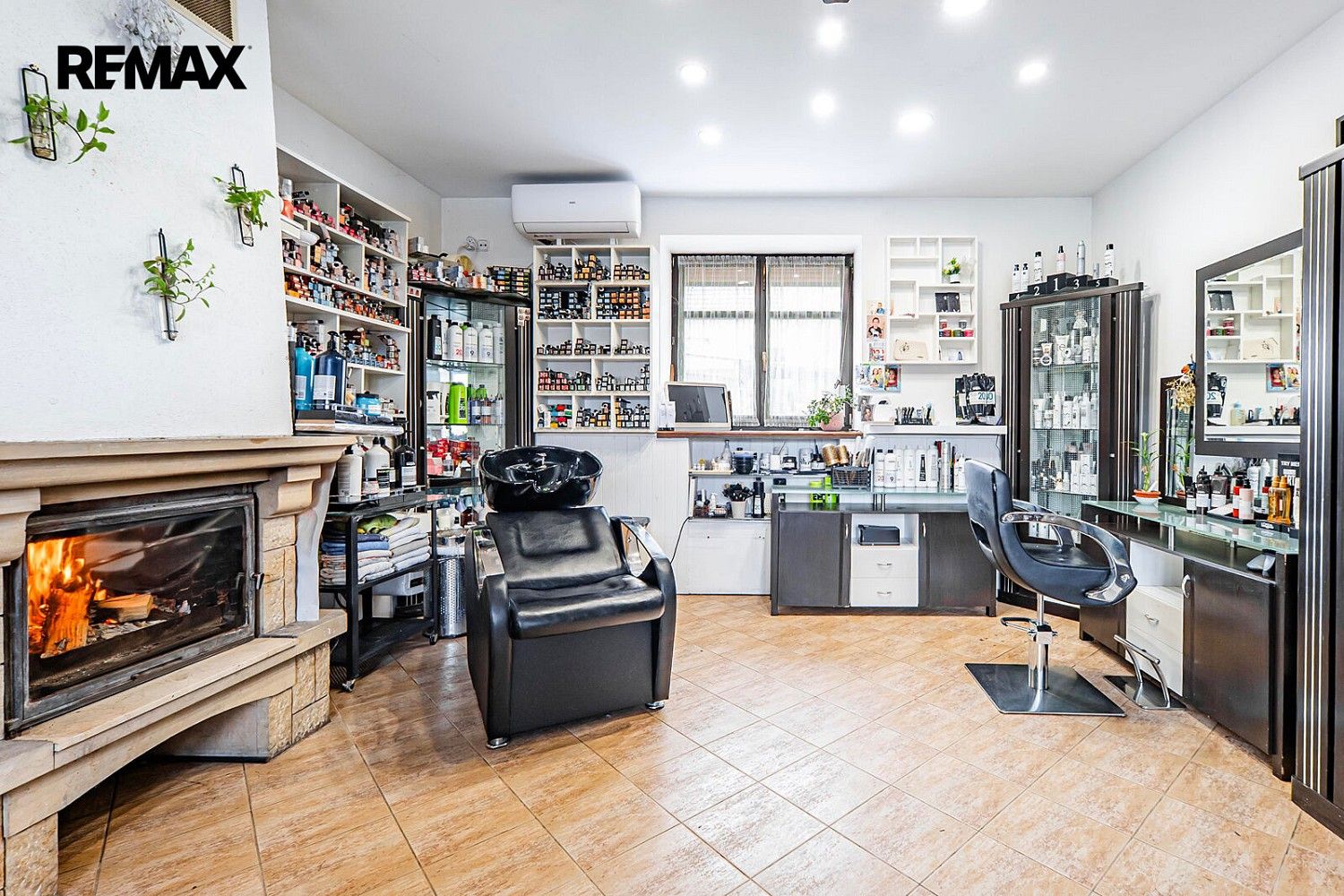 Rodinný dům · 300 m² · Byšice, okres Mělník, Středočeský kraj - 4