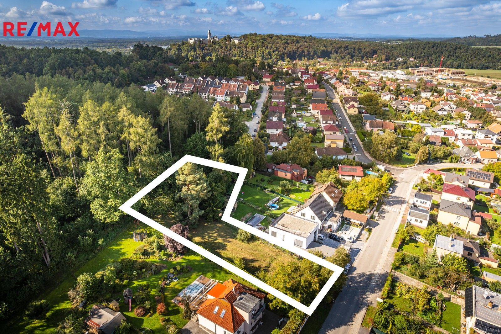 Pozemky pro bydlení, Nádražní , Hluboká nad Vltavou, 1 m²