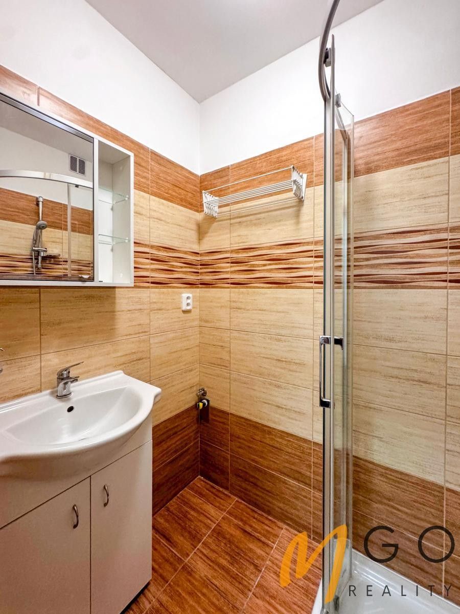 3+1, V Bytovkách, Králíky, 65 m² - 2