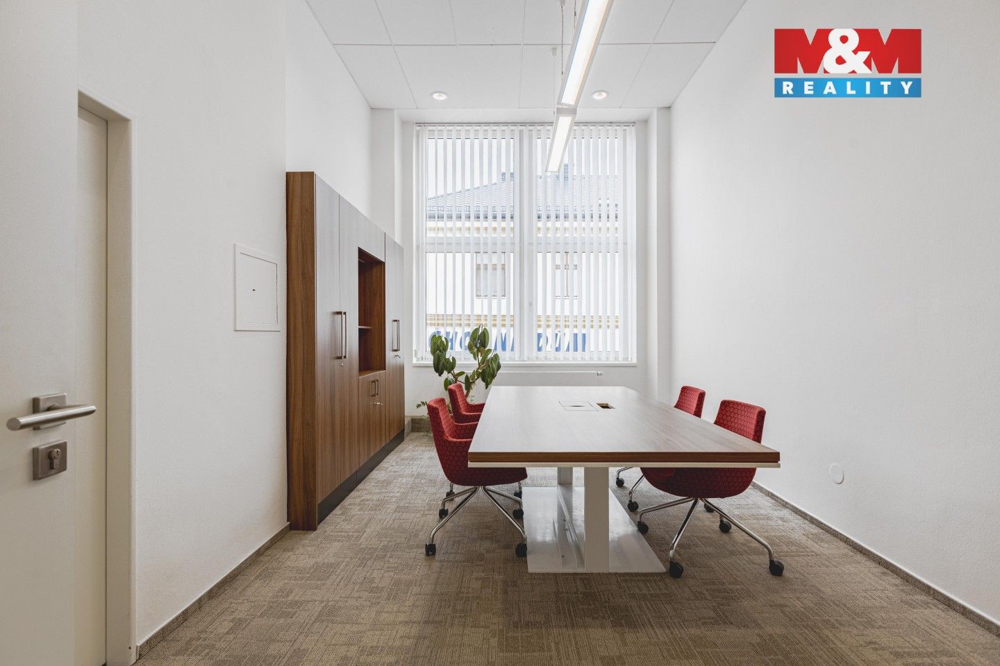 Kanceláře, nám. Míru, Klatovy, 396 m² - 2
