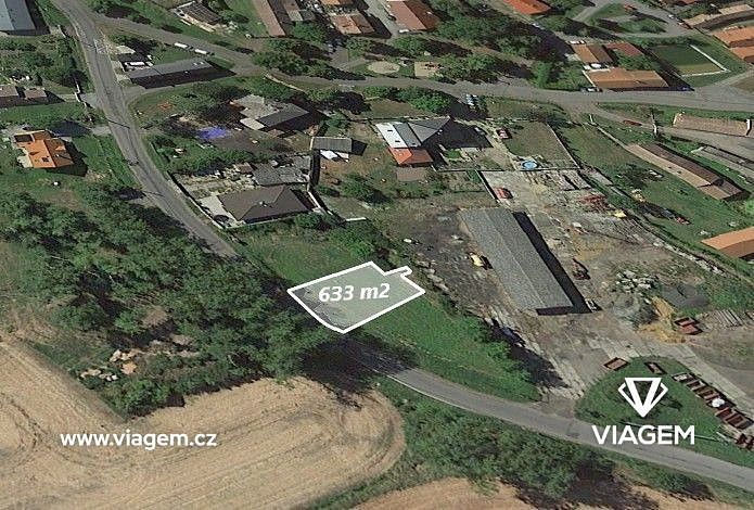 Pozemek pro bydlení, 633 m²