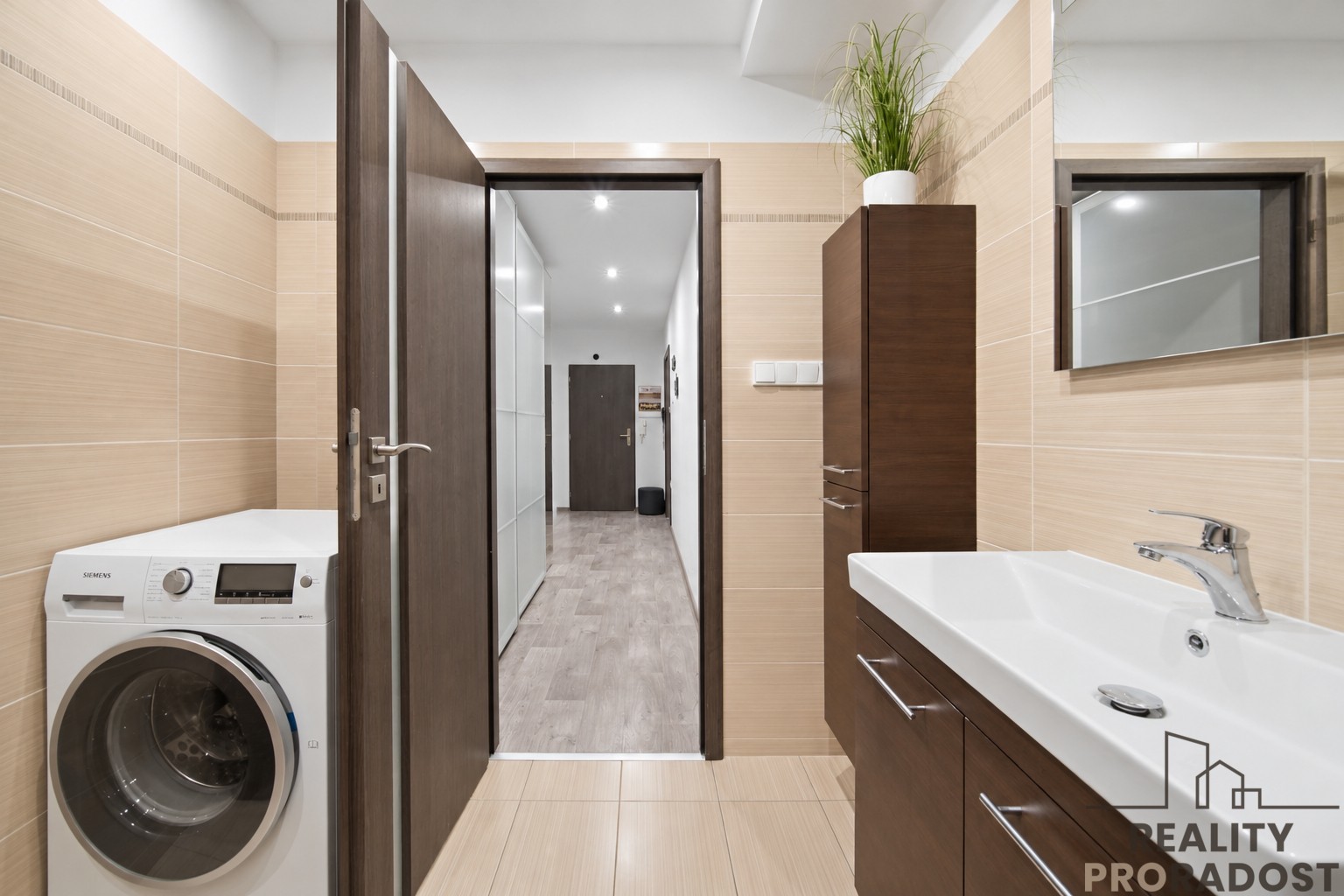 2+kk, Tyršovo náměstí, Chrudim II, 60 m² - 2