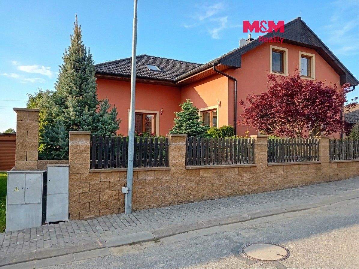 Rodinné domy, Stonařov, 165 m² - 1