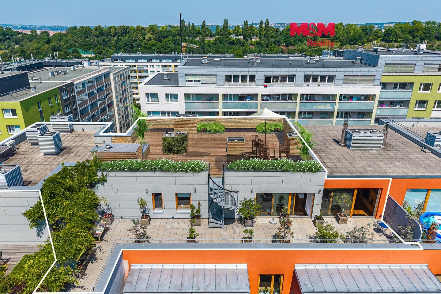 5+kk, Jeseniova, Praha, 189 m²