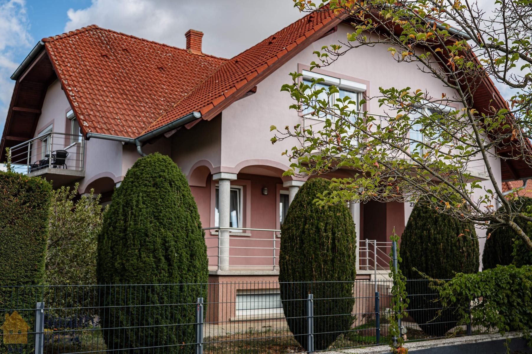 Ubytovací zařízení, Kristály utca,Bük, 429 m² - 1