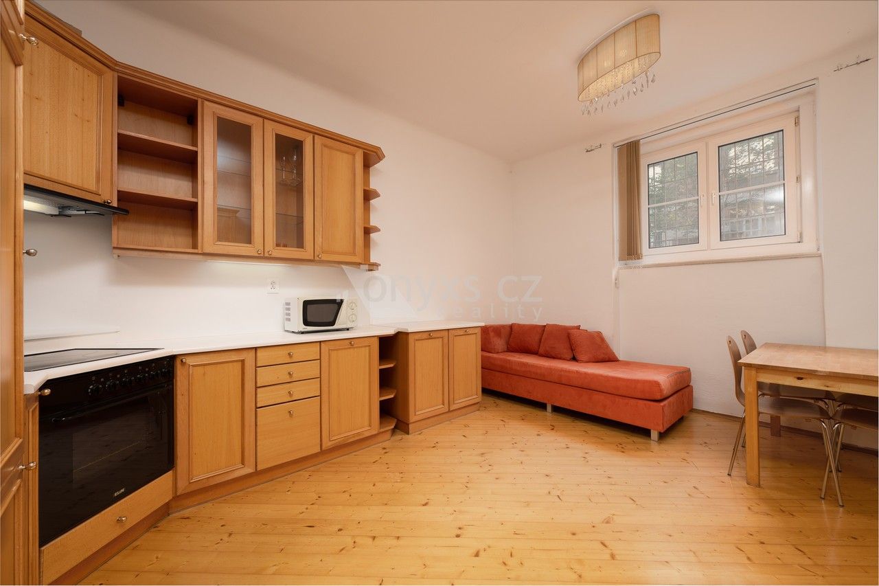 Pronájem byt 2+1 - Na Březince, Praha, 66 m² - 5